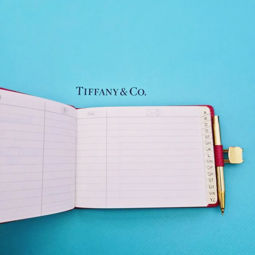 Tiffany & Co. 💖 firm